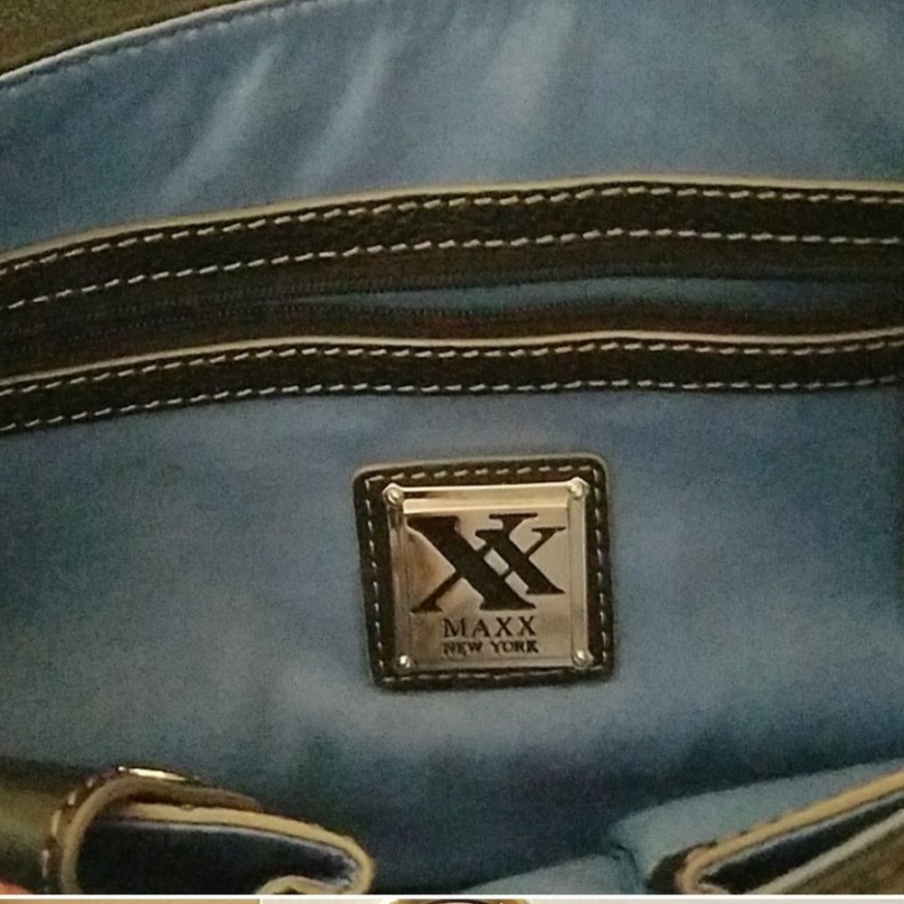 Handbag - Picture 2 of 3